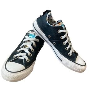 Converse All Star Chucks Black White Star Print Shoes Women’s Size 5 EUC